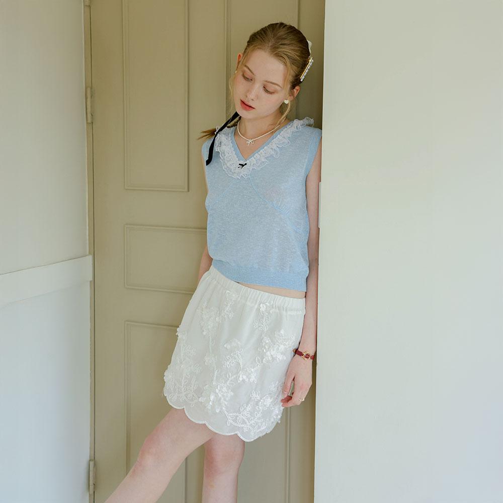 Ceme Adu Cest_Embroidered Floral Mini Skirt_White