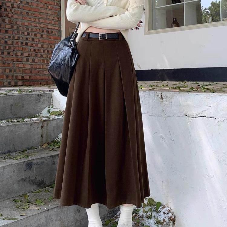 Women's Plus Size Gray Wool Blend High-Waisted Pleated Midi Skirt - Slimming Flowy Autumn Style