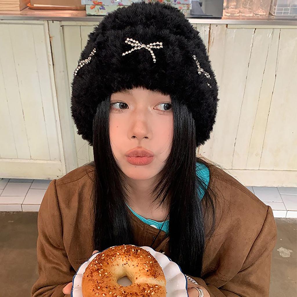 Girls Slouchy Beanie with Metal Bowknot Decals Winter Student Outdoor Cycling Skiing Climbing Hat Cold Weather Hat