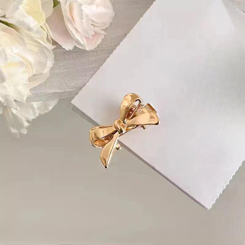 Silver Alloy Bow Hairpin for Women - Stylish Side Bang Clip
