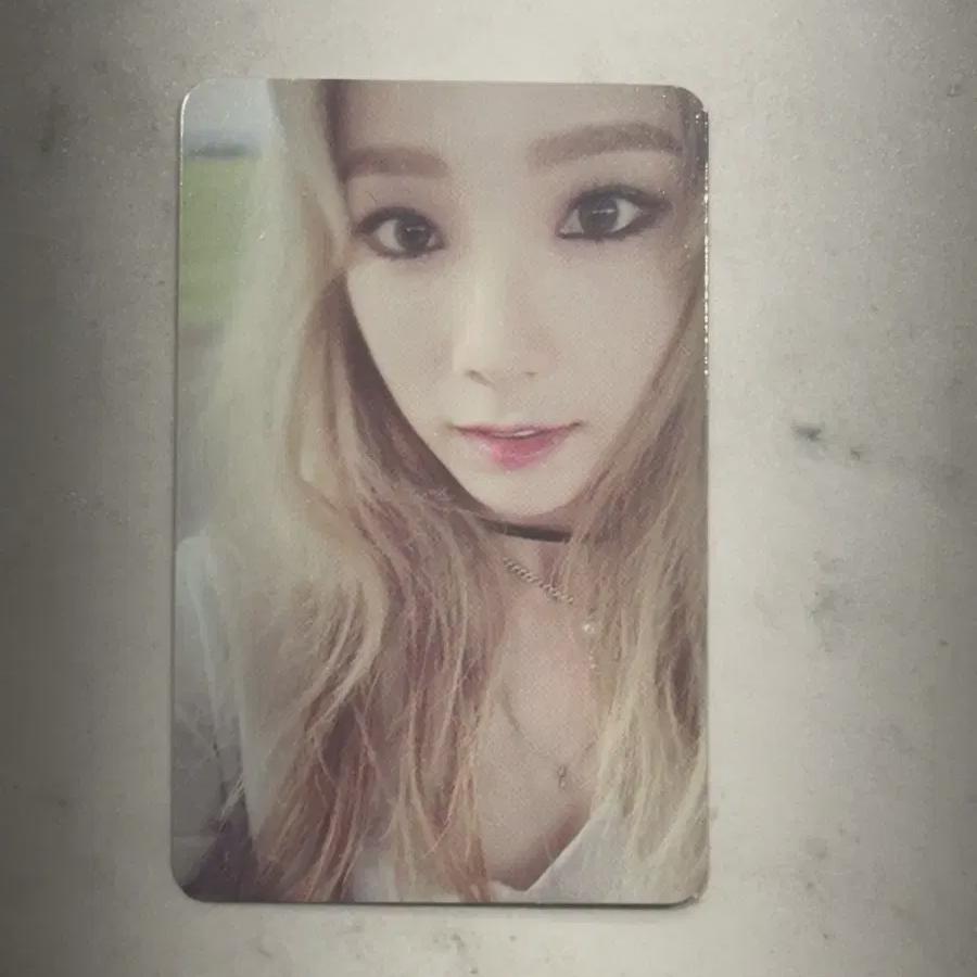

Фотокарточка Taeyeon I Itang уже в продаже