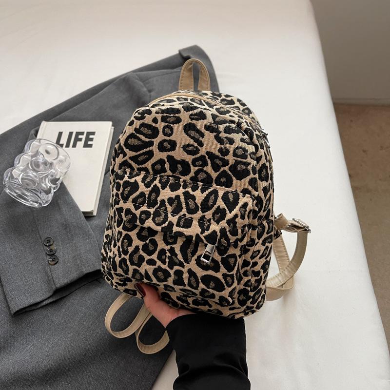 Premium niche design backpack 2025 new mini personalized women's bag leopard print versatile trendy casual backpack