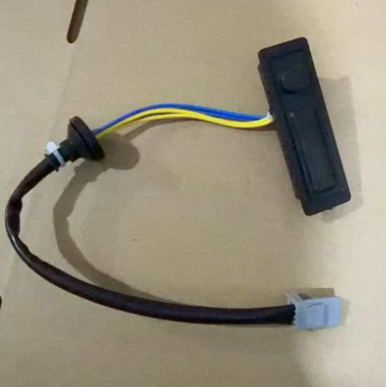 25380-3NA0A: Nissan Trunk Switch