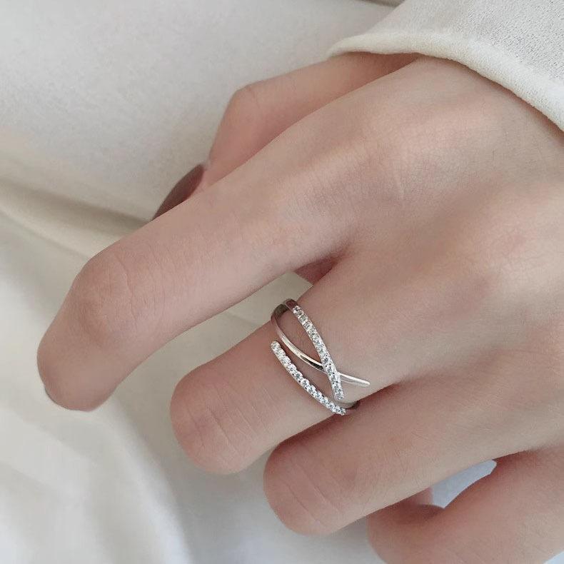 

Геометричний мінімалістичний дизайн з кільцем з відкритим ротом для модного темпераменту жінок, персоналізовані та нішеві кільця opening adjustable слонова кістка