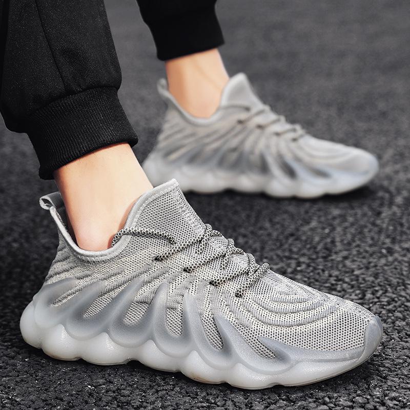 2024 Summer New Fly-woven Men's Shoes, Casual Breathable Student Sports Shoes, Fashionable Volcano Shoes, Trendy Coconut Shoes