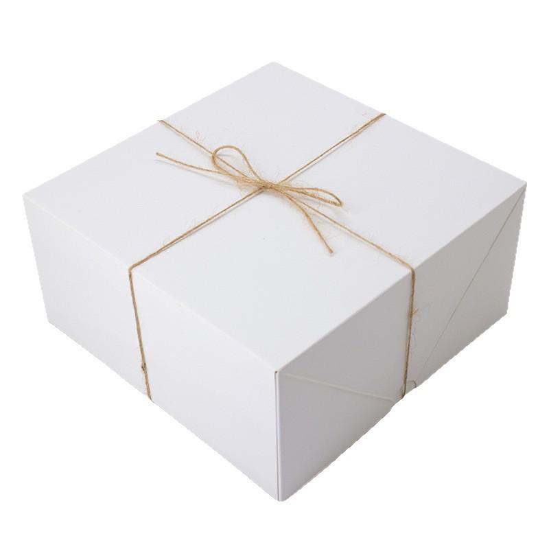 Retro Kraft Paper Gift Box with Hemp Rope and Adhesive Corners