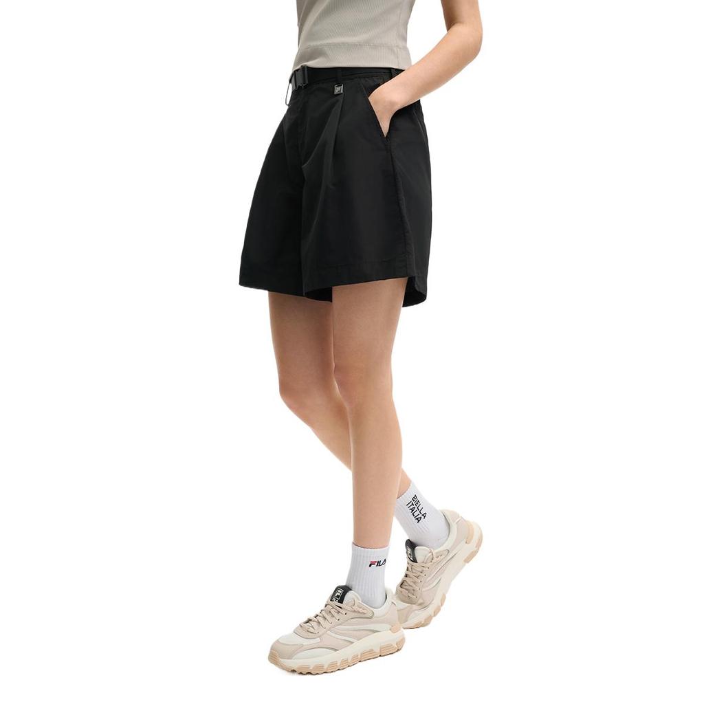Fila Milano Series Solid Color Three-Quarter Casual Shorts Women Shorts Black F11W525803F-BK