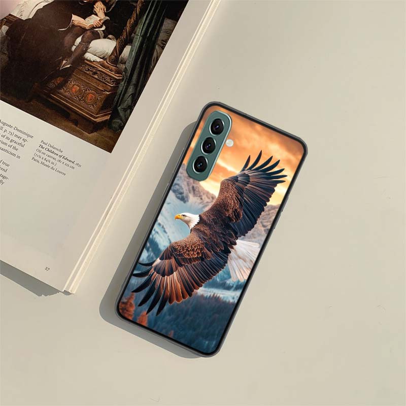 Soaring Eagle Hunting Phone Case for Samsung A54 A14 A24 A34 A17 A37 A57 A55 A35 A25 A15 A07 A05S A04S A12 A22 A32 A52S A72 Gala