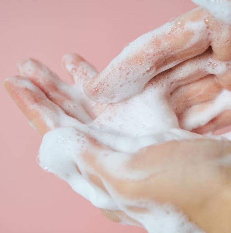 Skin1004 Madagascar Centella Pore-Mazing Deep Cleansing Foam 125ml – 100% Authentic Korean Cleanser