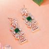Atemberaubende Estele-Ohrringe mit rosévergoldetem CZ und grünen Steinen für Damen