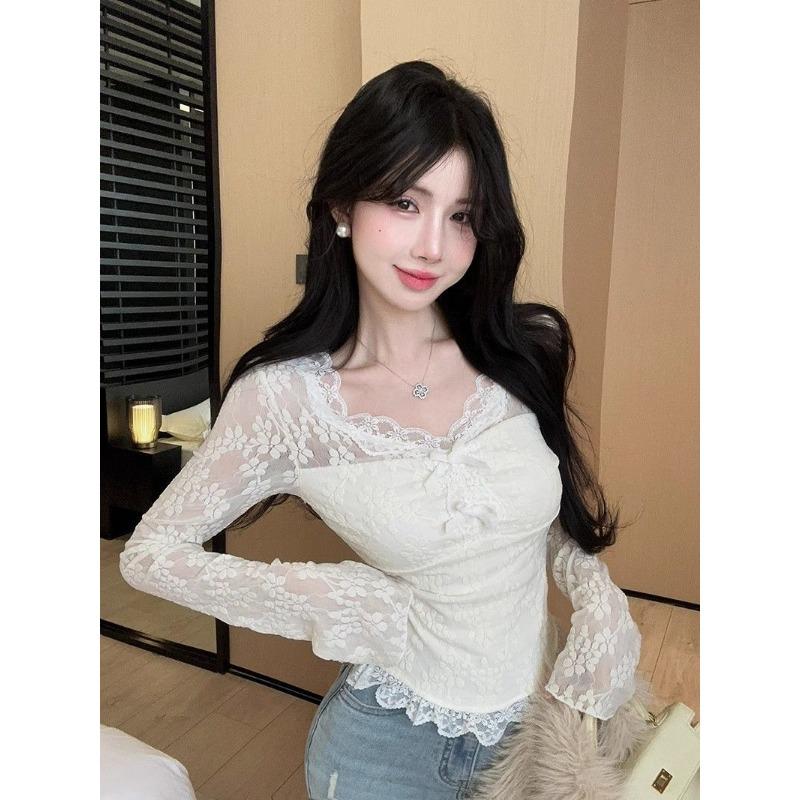 Spring Autumn V-neck Lace Patchwork Sexy Fashion Tee Women Long Sleeve Hollow Out Bottomed Pullover T-shirt Top