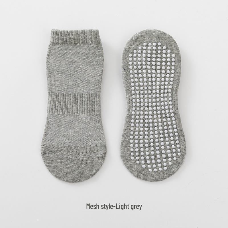 Non-Slip Yoga, Pilates, Aerobics, Dance, and Trampoline Socks for Men & Women, Adult Sports Socks