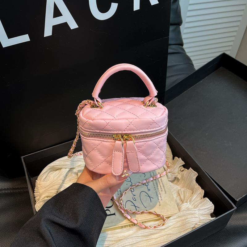 Textured Diamond Plaid Shoulder Bag Women's Bag 2025 New Chain Crossbody Bag Small Fragrance Style Fashion Box Bag Texture Retro