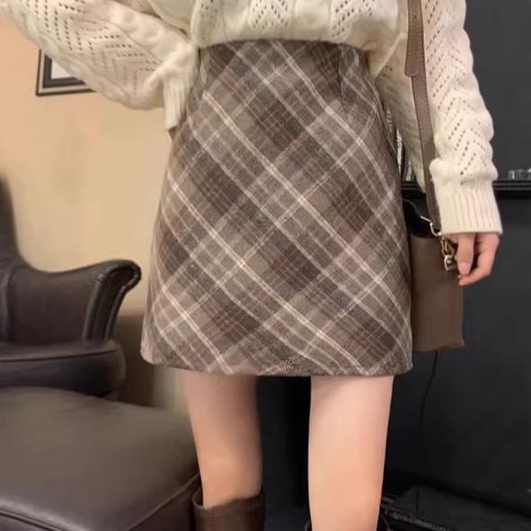 Women's High-Waist Plaid Wool A-Line Midi Skirt for Autumn/Winter