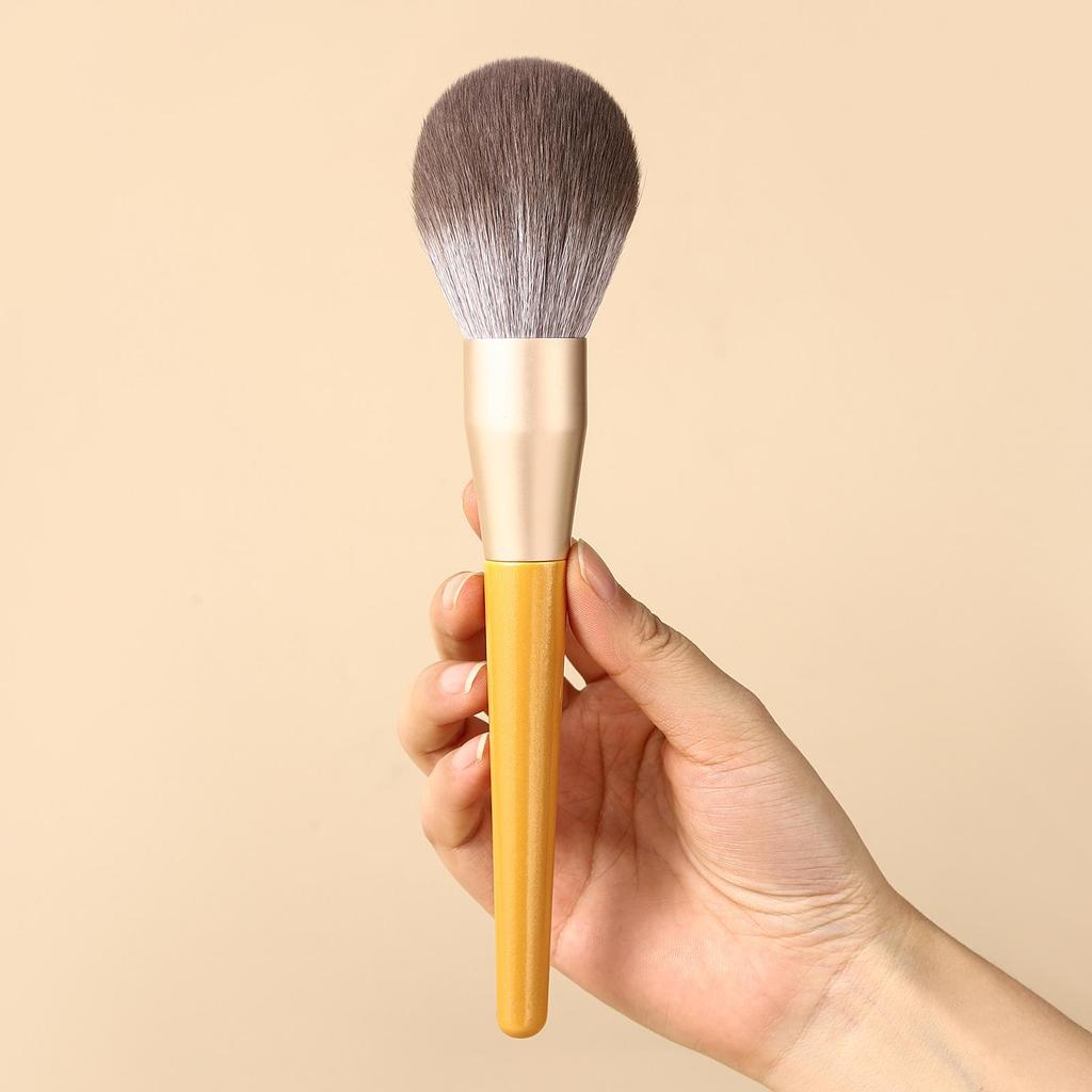Large Multi-Functional Loose Powder Makeup Brush with Super Soft Bristles for Setting, Compact, and Blush Applications