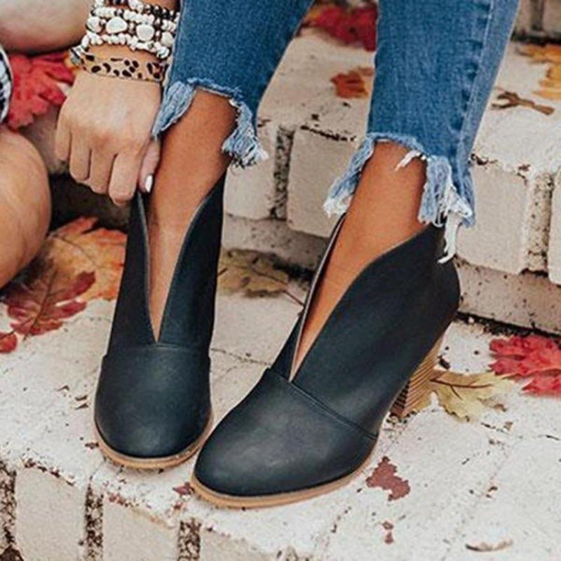 Large Size Middle Heel Chelsea Boots Autumn and Winter New Pointed Women's Boots