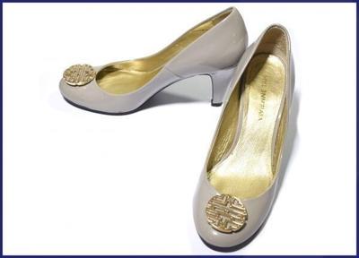 Fabriquées au Japon Vivienne Tam Escarpins en Cuir Verni 22.5 Gris(UTILISÉ)