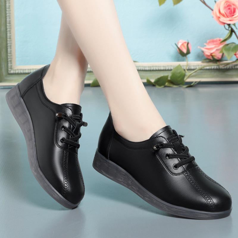 Fashion 2024 Fashion Spring Women Shoes Soft Leather Loafers Casual Shoes Soft Comfort Breathable Versatile No-slip Flat Shoes