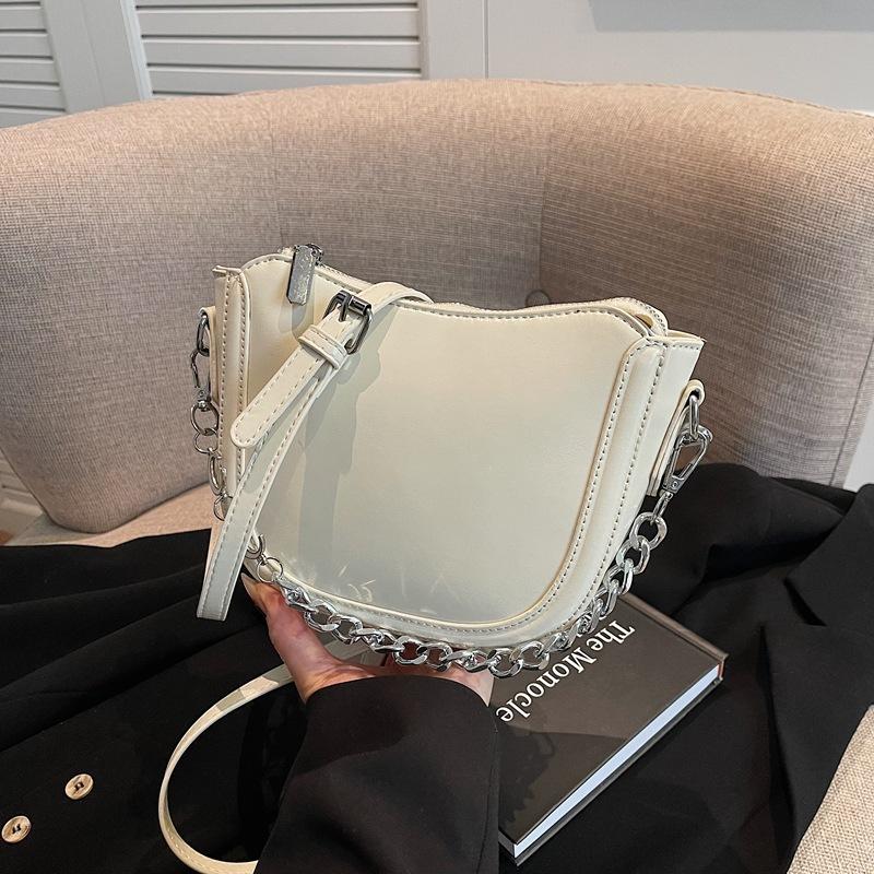 New Versatile Hand Carry Chain Bag Women's Fashion Shoulder Crossbody Bag
