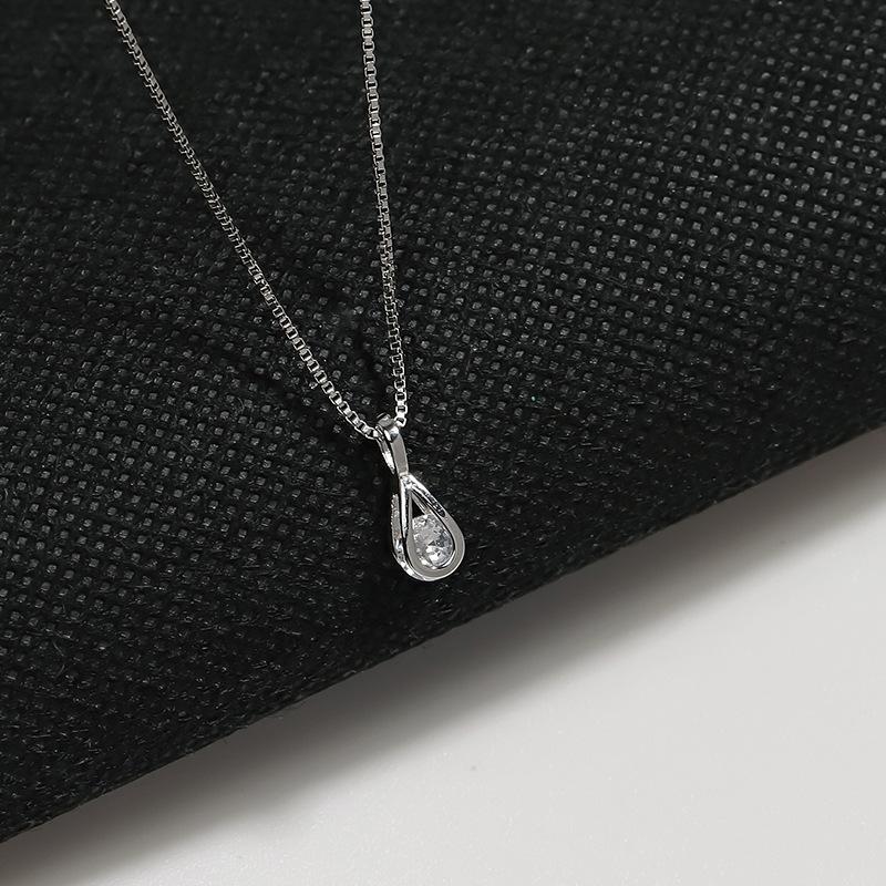 S925 Sterling Silver Necklace French Romantic Temperament Gentle Goddess Tears Pendant Clavicle Chain Creative Smart Water Drop Necklace