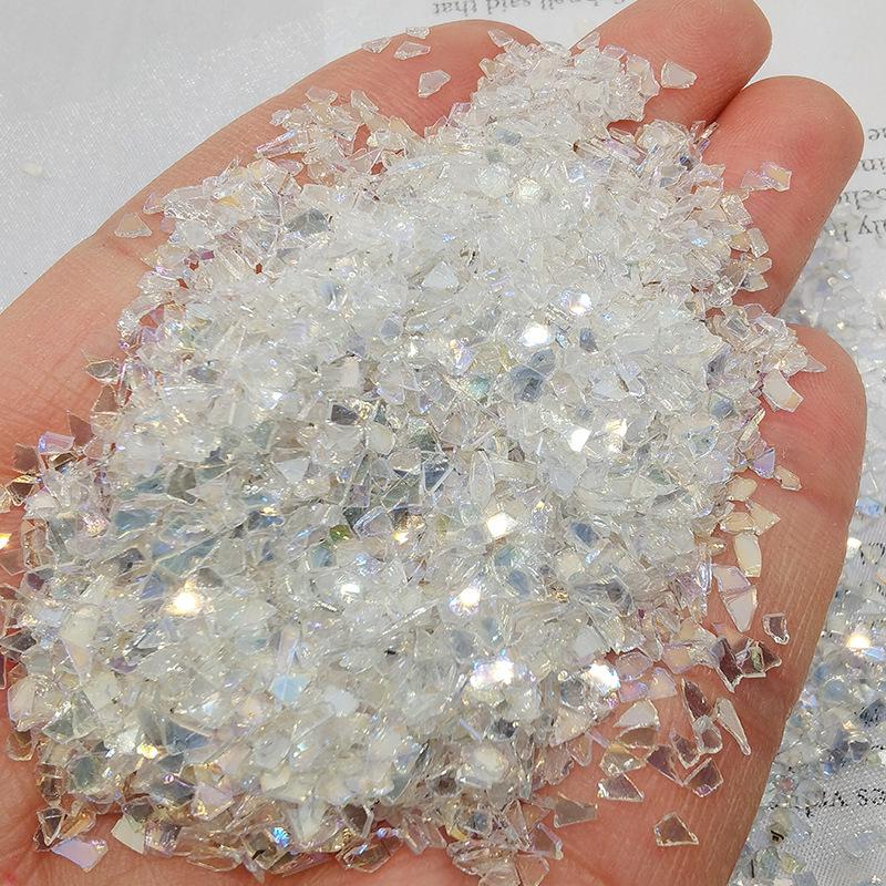 Ručně vyráběné duhové skleněné střepy pro šperky a zdobení nehtů