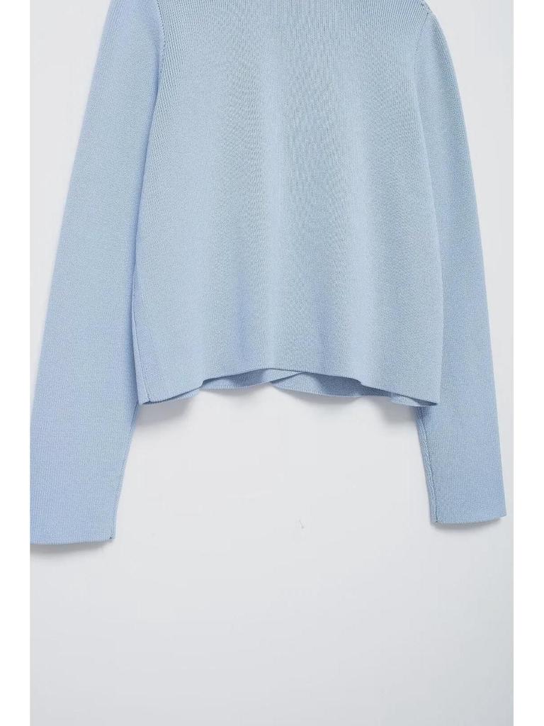 Früher Herbst Damen Strickjacke & Hüftrock mit Anzugschmuck