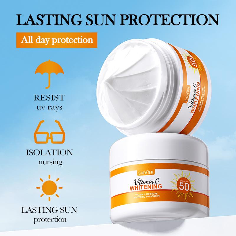 Moisturizing Body Sunscreen with Vitamin C for Ultimate UV Protection and Skin Brightening