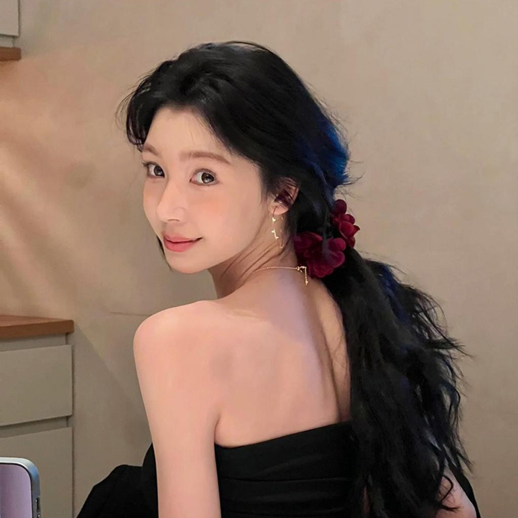 Sweet and Romantic Rose Hair Clip for Ladies Elegant Banan Clip Multiple Ways To Wear Daily Outfit Ponytail Convenient Hair Clip