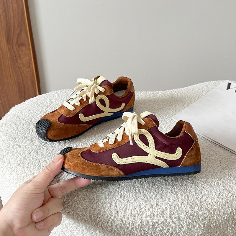 

Asymmetrical large toe low-top lace-up casual Forrest Gump shoes 2025 spring and summer pink soft sole not tired feet German training shoes women 35 коричневий