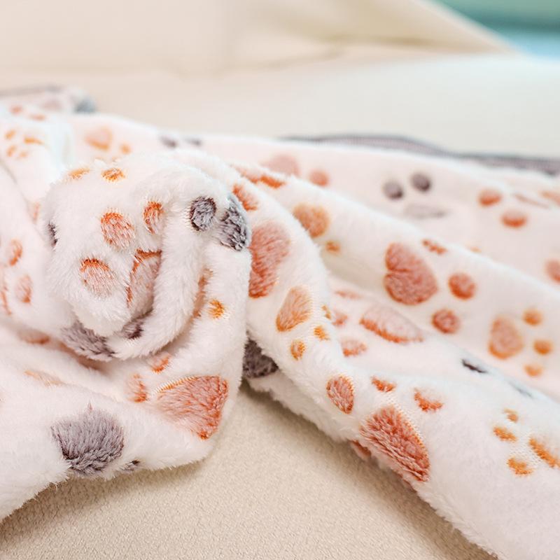 Paw Print Coral Fleece Pet Blanket - Four Seasons Cat & Dog Quilt
