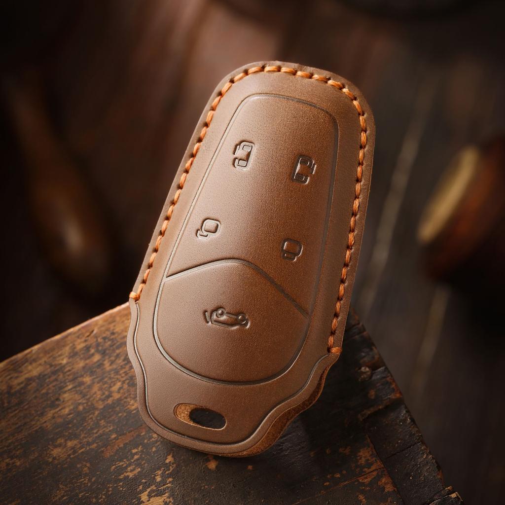 The Retro Key Cover Is Suitable for Lantu Car New Blueprint Dreamer Key Bag Buckle, Purely Handmade Leather Case Buckle.