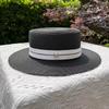 Sommerstrohhüte für Männer Frauen Banddekoration Elegantes Damen-Partykleid Flache Kappe Reise Strand Sonnenhut Chapeau Femme