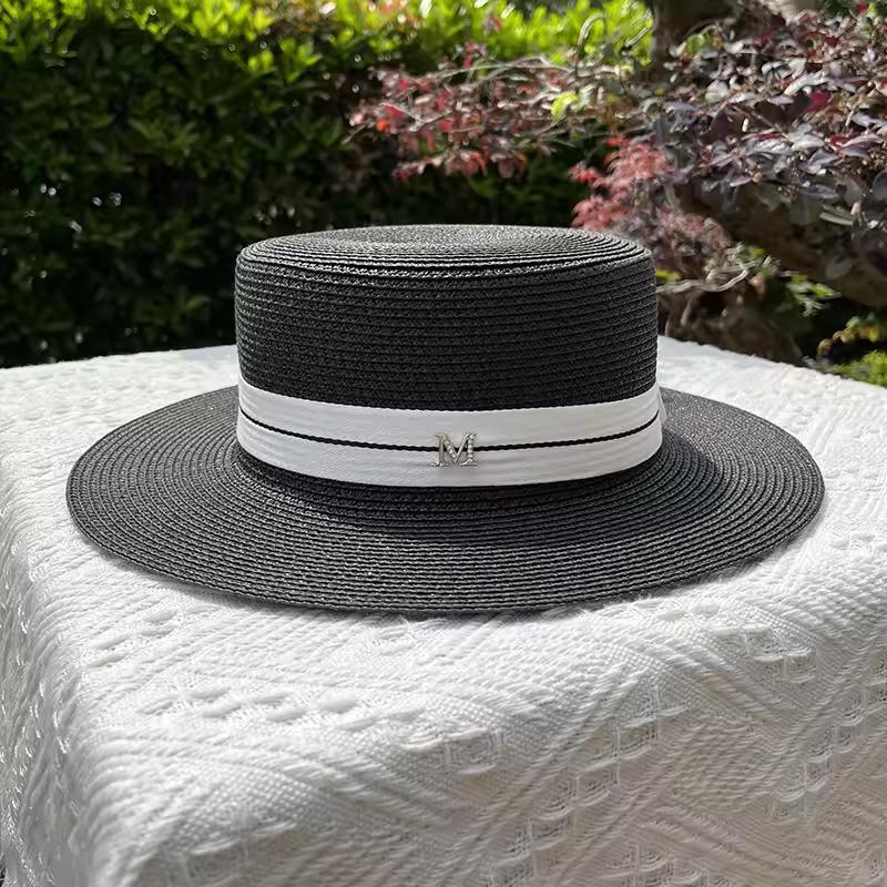 Sommerstrohhüte für Männer Frauen Banddekoration Elegantes Damen-Partykleid Flache Kappe Reise Strand Sonnenhut Chapeau Femme