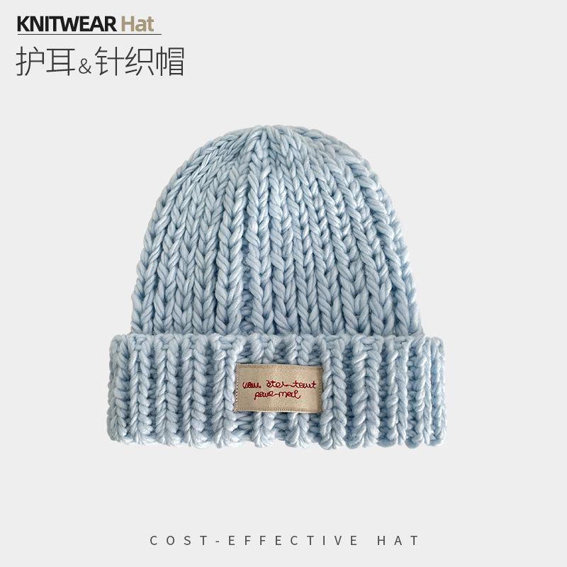 Windproof and warm in autumn and winter, versatile ear protection, small face, thick wool hat, woman