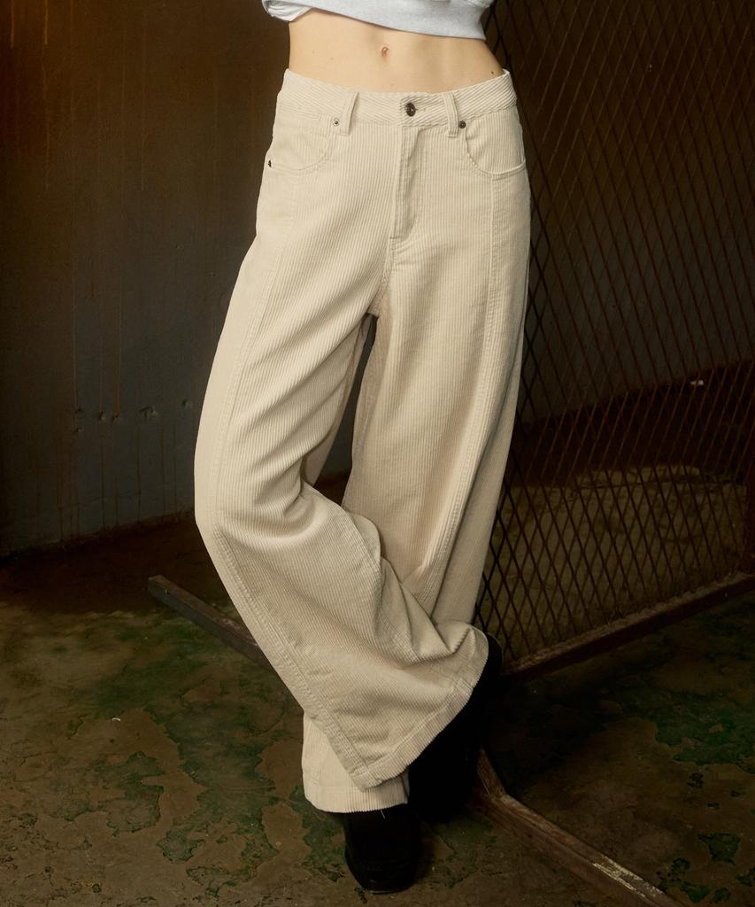 MAGOODGAN Petro 4813 Corduroy Flare Wide Fit Cream Pants