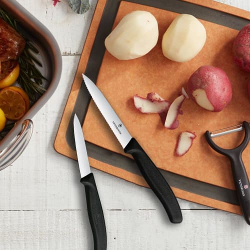 VICTORINOX [.co.jp Exclusive] Lucky Set, Sharp Paring Knife, 10cm Blade, Wavy Blade, Straight Blade, Black, 2-piece Set That Can Be Used Depending On