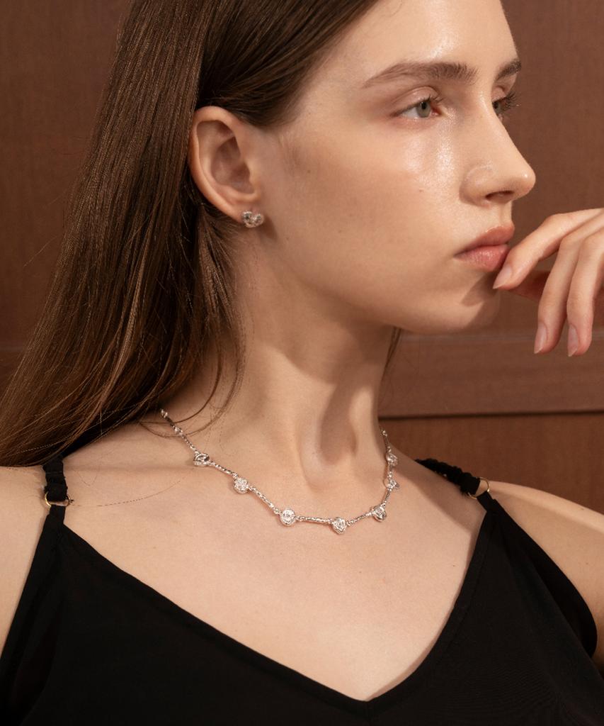 Jnui Art Clip Necklace