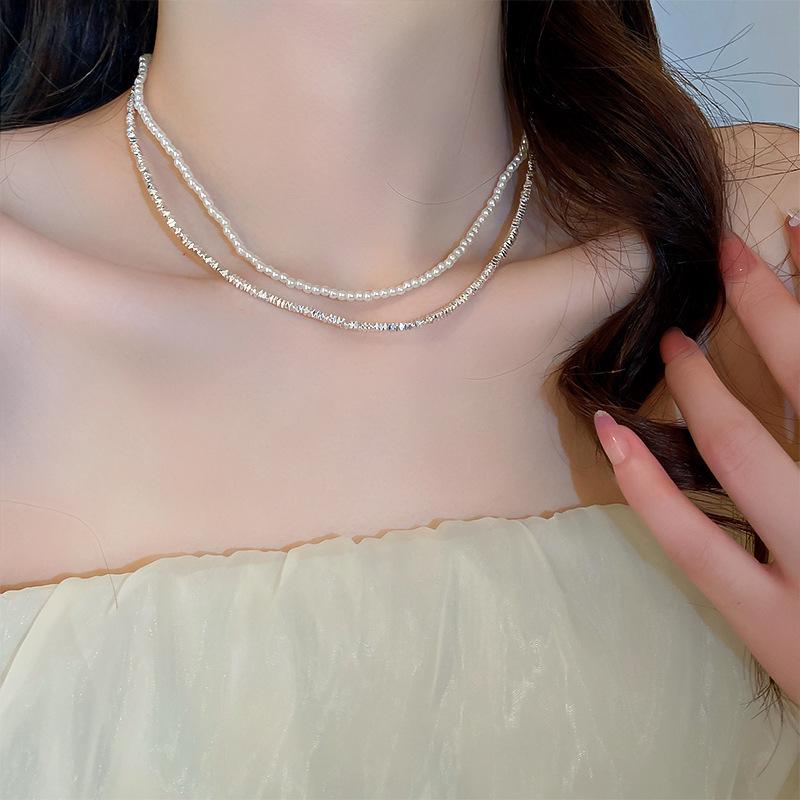 Collana a Clavicola con Nappa di Perle e Farfalla in Stile Coreano