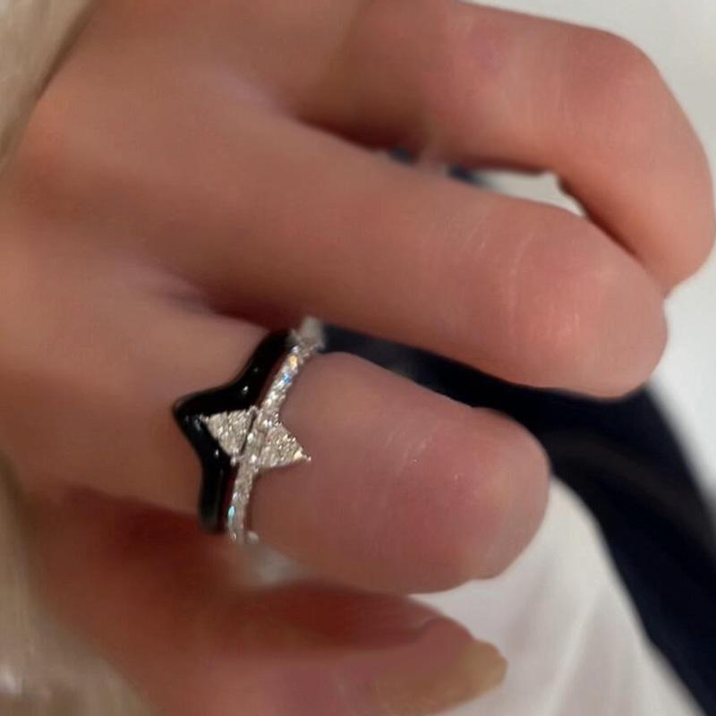 Trendy Horse Eye Full Diamonds Glossy Black Agate Ring Sparkling High-end Layered Style Ring Luxurious Party  Gift
