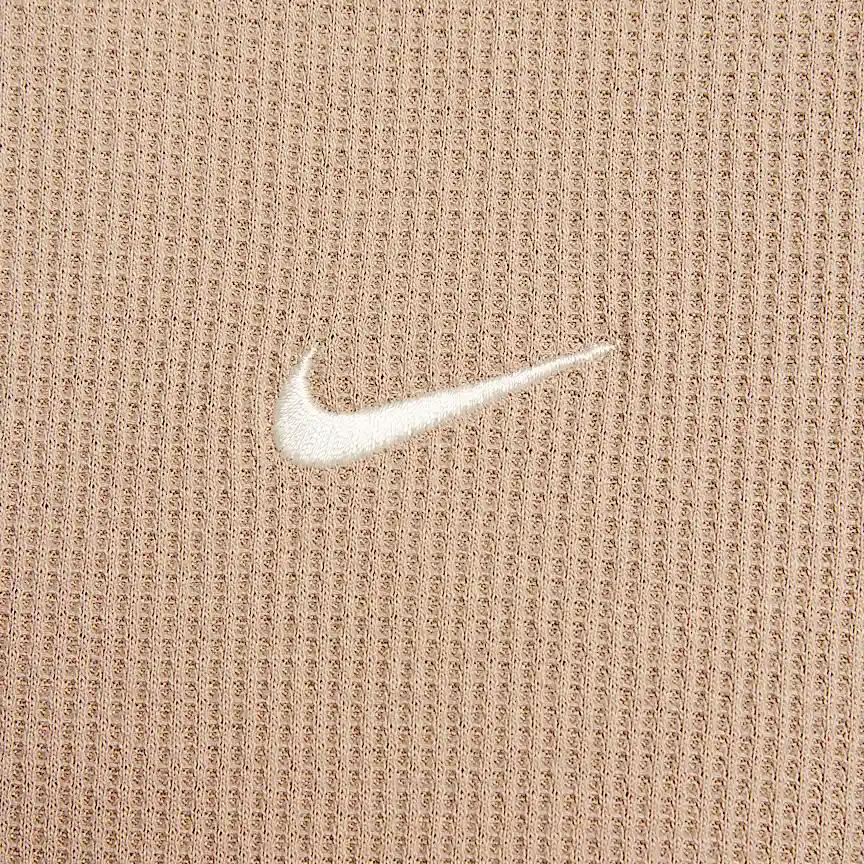 Nike Men's Loose-Fit Stylish Versatile Breathable Short-Sleeve T-Shirt In Khaki