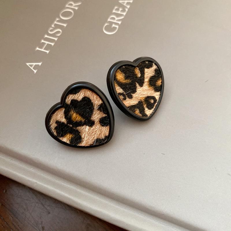 Geometric Leopard Print Heart Flower Stud Earrings - Retro & Versatile Luxury for Women