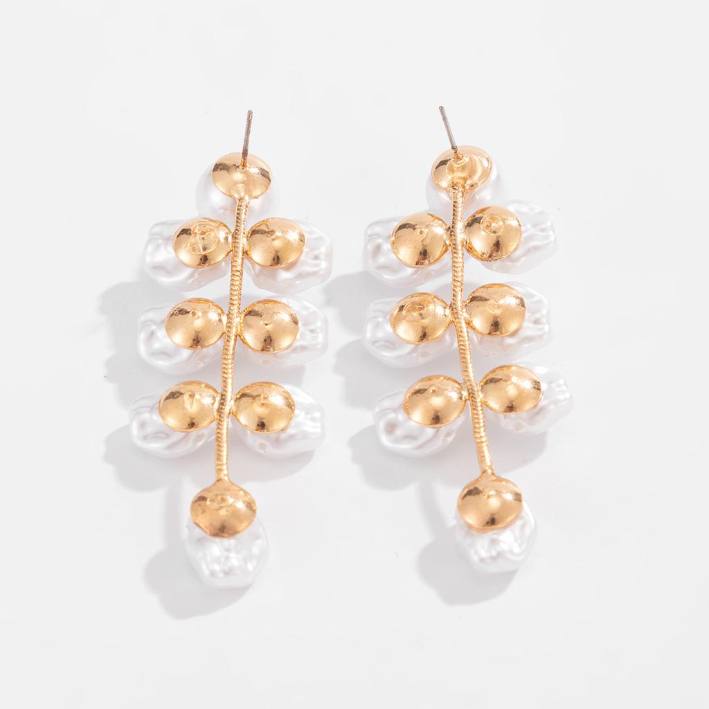 Design Sense High-end Geometric Round Drop Ball Earrings Sweet Style Imitation Pearl Leaf Shape Earrings Women