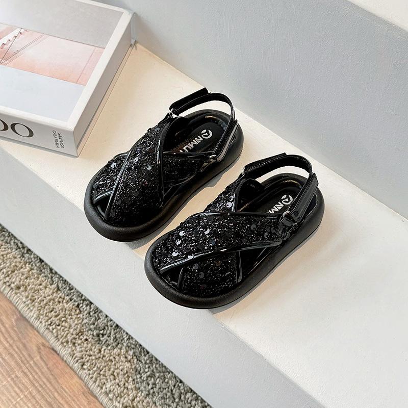 

Girls cool slippers outer wear 2025 summer new fashion sequins girls princess shoes soft sole children s word sandals 23
