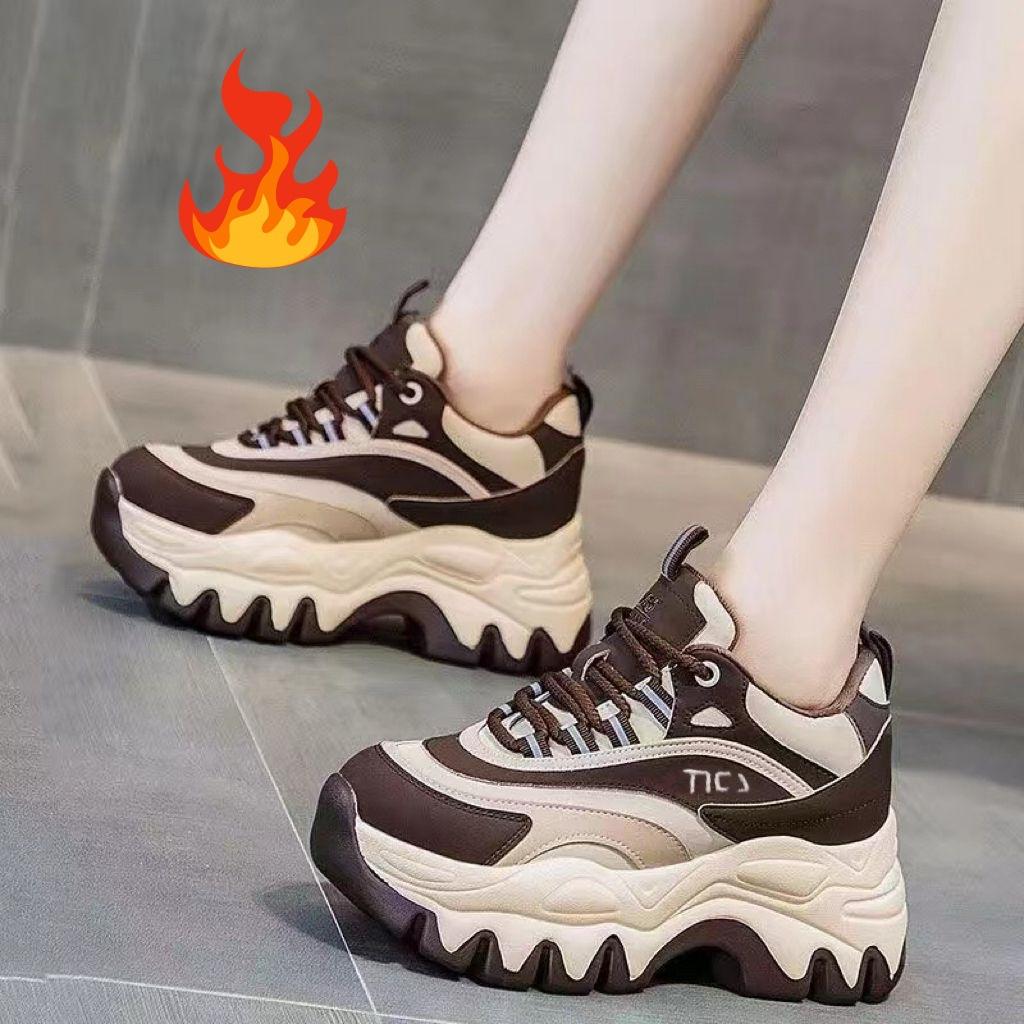 Daddy Shoes Women's Ins Tide 2025 Winter New Thickened Versatile Retro Sneakers Platform Inner Height Increase Women's Shoes