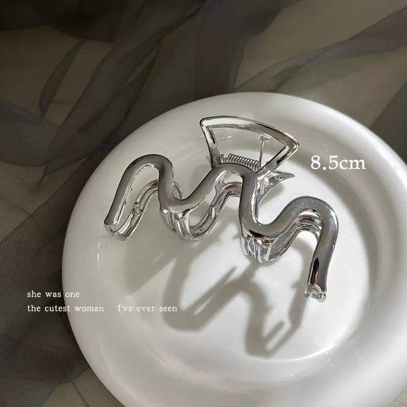 High-End Metal Shark Hair Clip - Elegant Hairpin Bow Accessory