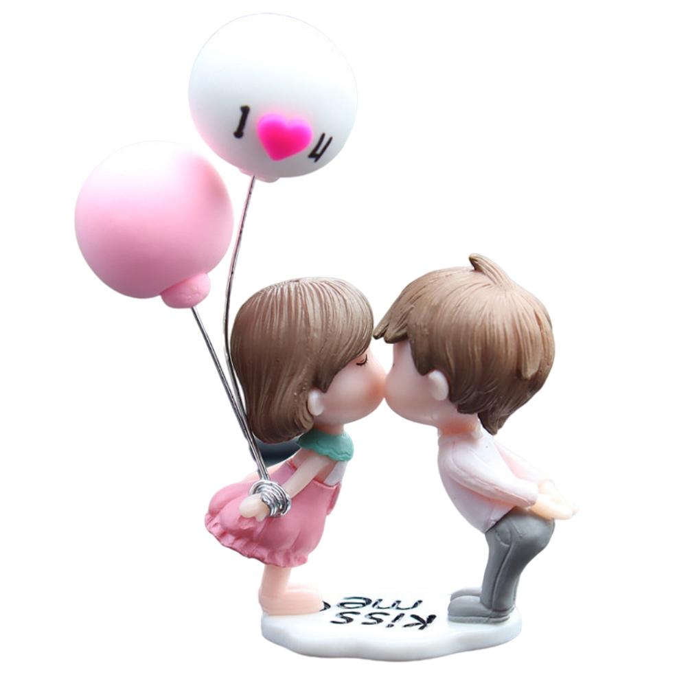 Car Couple Cute Ornaments Resin Couple Doll Car Interior Decoration Couple Figurines with Balloon for Car Dashboard