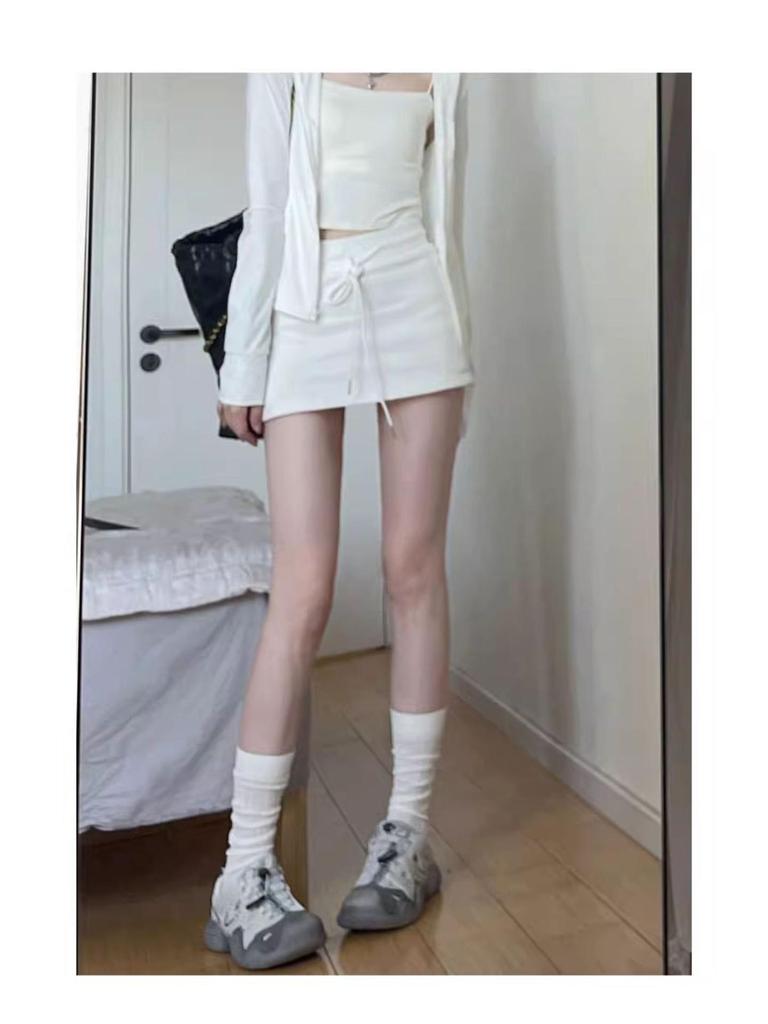 Douyin-Style Grey A-Line High-Waist Sporty Mini Skirt for Women - Summer 2025