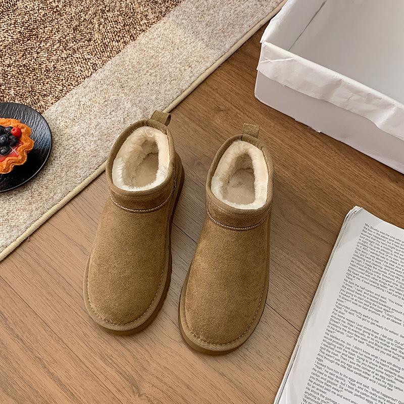 Women's fashionable lightweight soft sole winter warm one-step fur one snow boots lined with fleece non-slip casual sports cotton boots