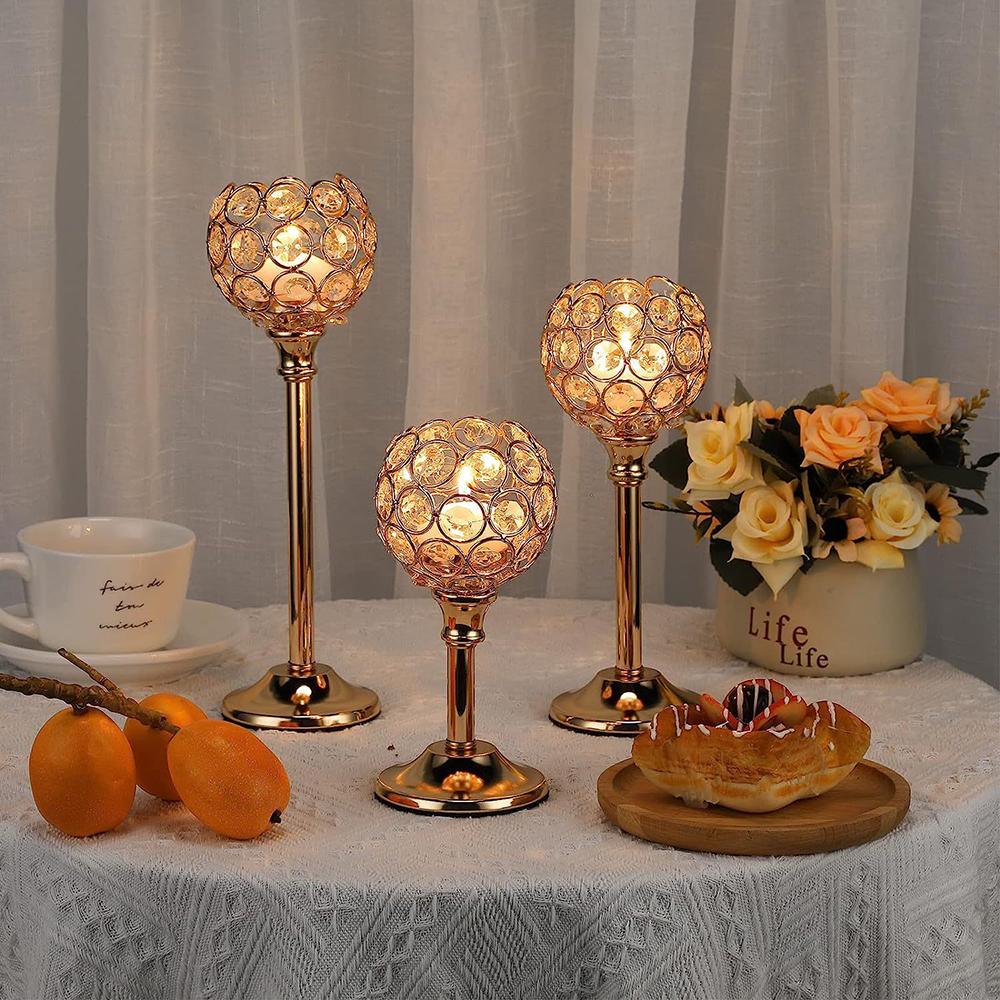 Medium Size European Mini Crystal Candlestick Electroplated Candle Holder Table Decoration for Candlelight Dinner