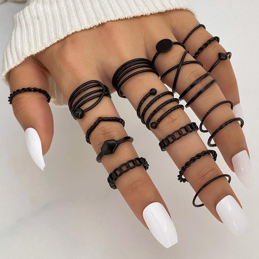 22-Piece Butterfly and Love Ring Set: European and American-Inspired Multi-Joint, Niche Design for Women